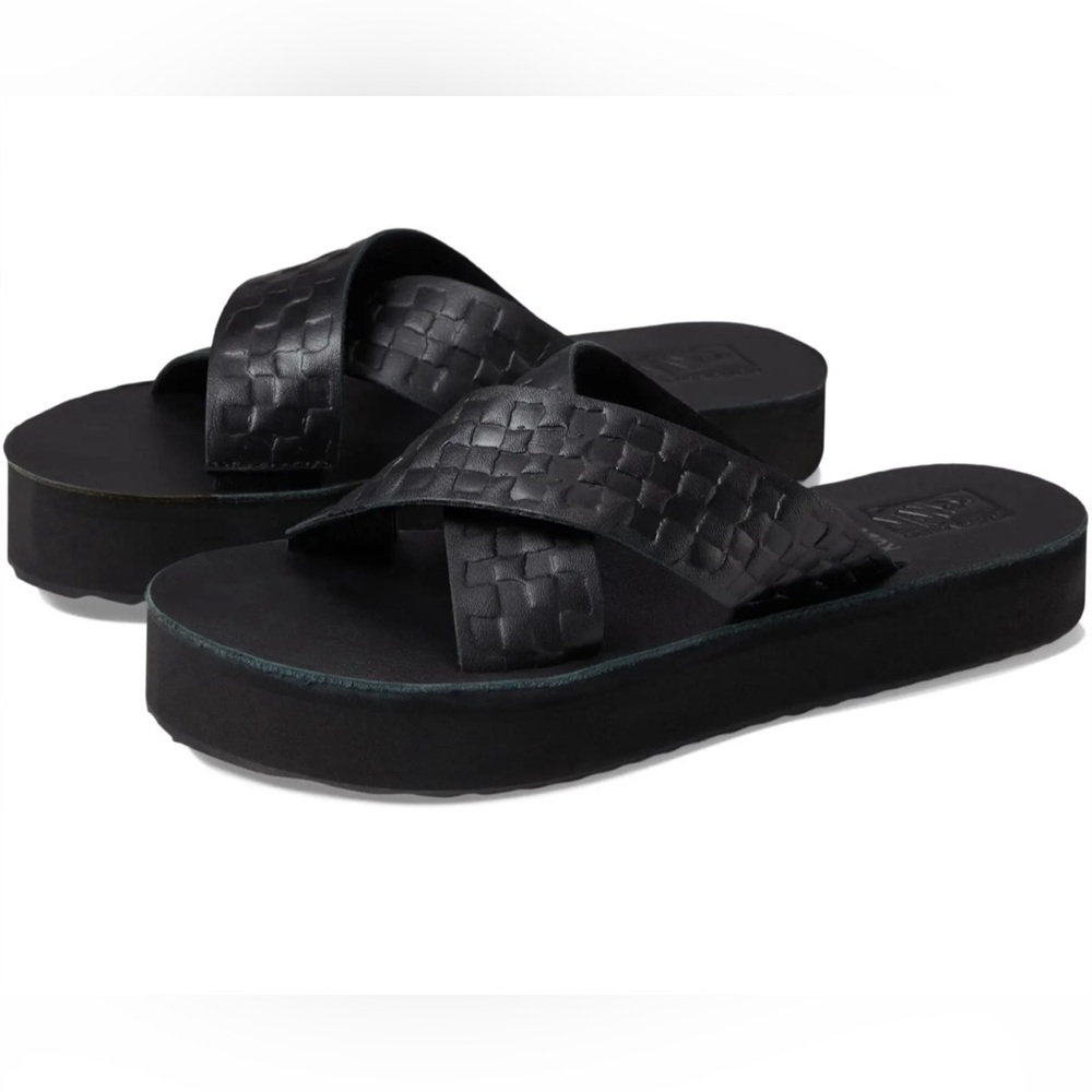 Vans Women’s Cross Strap Mega Platform Karina Rozunko Black Sandals Size 6